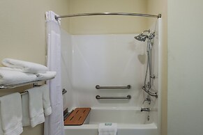 Holiday Inn Express Hotel & Suites Clarksville by IHG