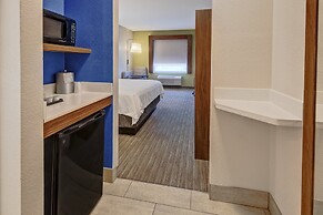Holiday Inn Express Hotel & Suites Clarksville by IHG