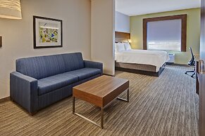 Holiday Inn Express Hotel & Suites Clarksville by IHG