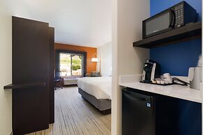 Holiday Inn Express Hotel & Suites Custer by IHG