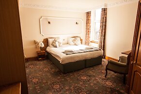 Duke Of Gordon Hotel