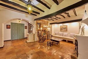 Petit Hotel Restaurante Ses Rotges - Adults Only