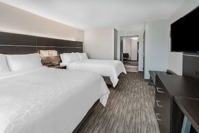 Holiday Inn Express & Suites Trinidad by IHG
