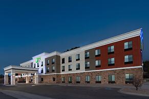 Holiday Inn Express & Suites Trinidad by IHG