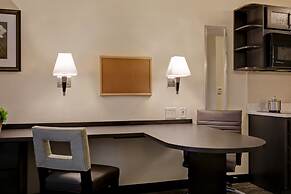 Candlewood Suites Indianapolis - South by IHG