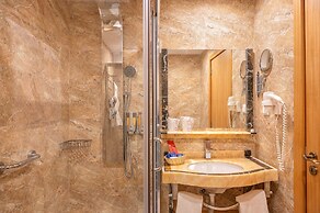 Grand Muthu Forte da Oura