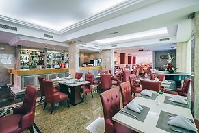 Grand Muthu Forte da Oura