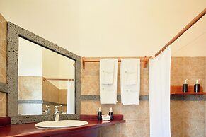 Hotel Albemarle Galapagos Beachfront