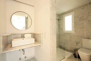 Marina Bayview - Adults Only