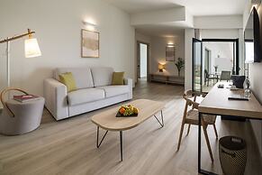 Cabogata Beach Hotel