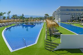Cabogata Beach Hotel