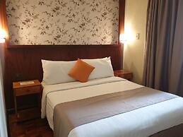 BSA Tower Serviced Residences