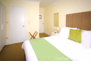Crofton House Hotel