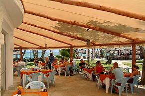 Southern Palms Beach Resort