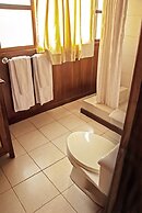 The Wooden House Lodge