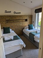 Great Trethew Manor Hotel & Restaurant