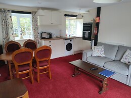 Great Trethew Manor Hotel & Restaurant