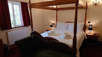 Great Trethew Manor Hotel & Restaurant