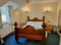 Great Trethew Manor Hotel & Restaurant