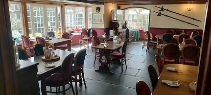 Great Trethew Manor Hotel & Restaurant