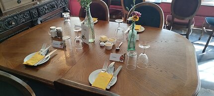 Great Trethew Manor Hotel & Restaurant