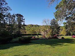 Great Trethew Manor Hotel & Restaurant