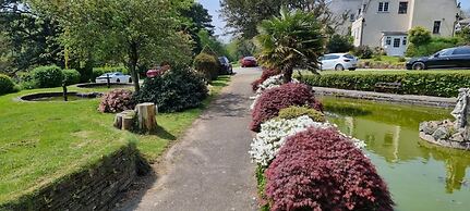 Great Trethew Manor Hotel & Restaurant