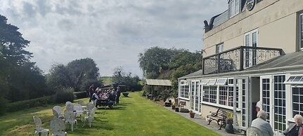 Great Trethew Manor Hotel & Restaurant