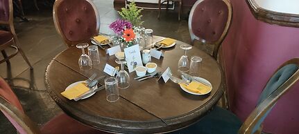 Great Trethew Manor Hotel & Restaurant