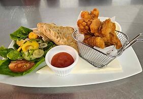 Great Trethew Manor Hotel & Restaurant