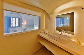 Armeni Village Rooms & Suites