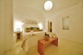 Armeni Village Rooms & Suites