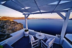 Armeni Village Rooms & Suites