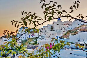 Armeni Village Rooms & Suites