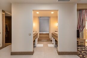 Cornelia Diamond Golf Resort & SPA