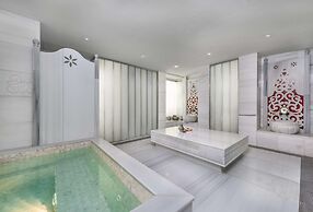 Cornelia Diamond Golf Resort & SPA