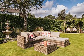 Wheatlands Lodge - Bed & Breakfast