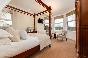 Wheatlands Lodge - Bed & Breakfast