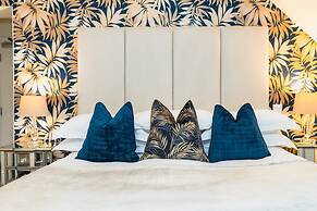 Wheatlands Lodge - Bed & Breakfast