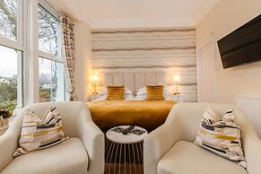 Wheatlands Lodge - Bed & Breakfast