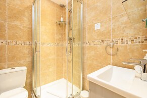 Wheatlands Lodge - Bed & Breakfast