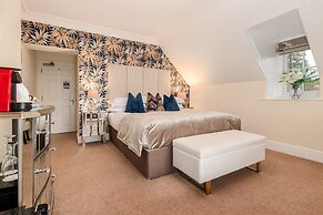 Wheatlands Lodge - Bed & Breakfast