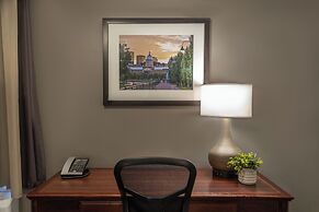Hotel Faubourg Montreal