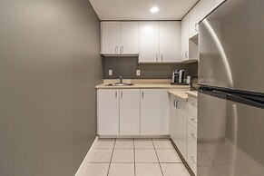 Hotel Faubourg Montreal