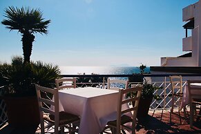 Hotel Puntaquattroventi