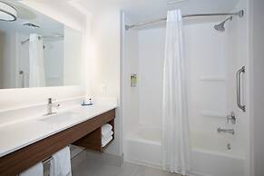 Holiday Inn Express Yreka-Shasta Area by IHG