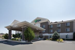Holiday Inn Express Yreka-Shasta Area by IHG