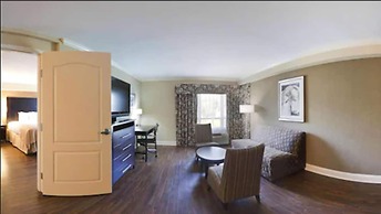 Holiday Inn Macon North by IHG