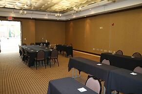 Holiday Inn Macon North by IHG