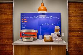 Holiday Inn Express Hotel & Suites Toronto - Markham by IHG